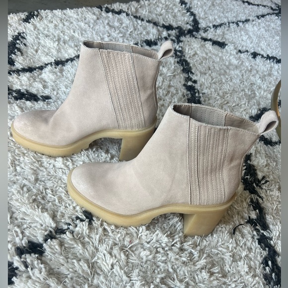 DOLCE VITA CELIA BOOT *BRAND NEW* - Picture 2 of 5